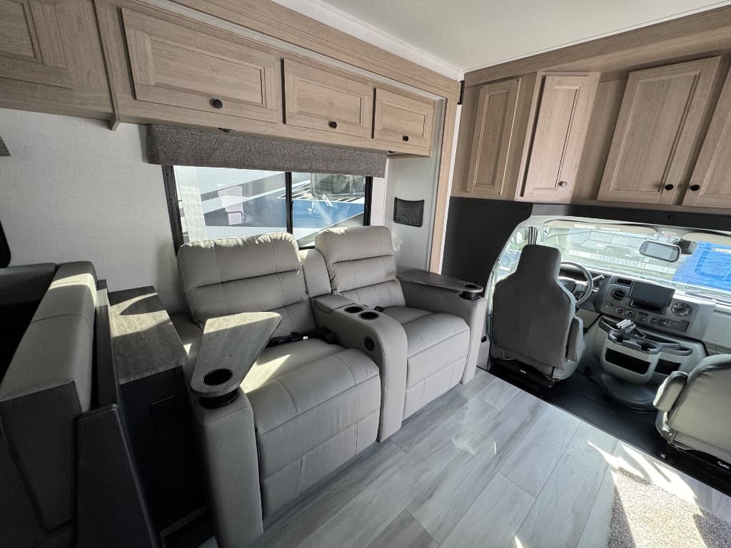 2026 Forest River 2026 Forest River Forester Classic - thumbnail 17