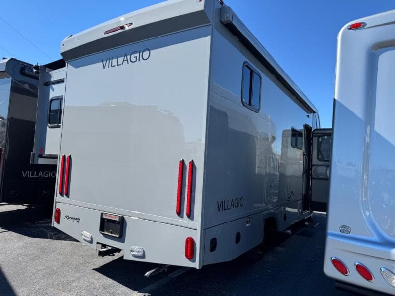 2027 Renegade 2027 Renegade Villagio - thumbnail 4