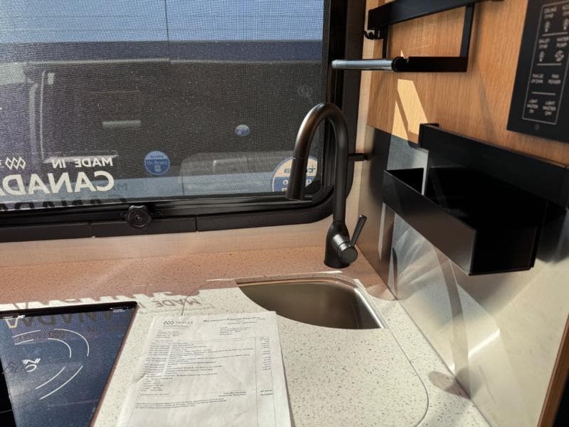 2026 Leisure Travel Vans 2026 Leisure Travel Vans Unity - thumbnail 12