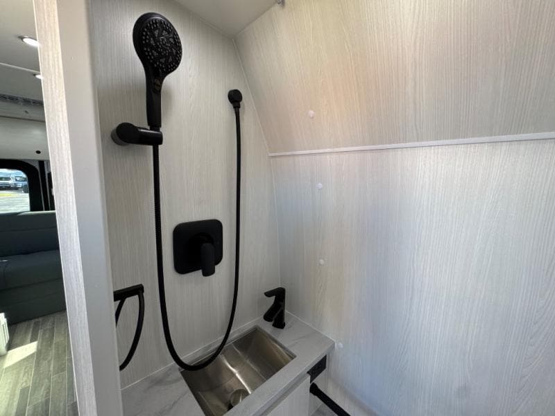 2026 Pleasure-Way 2026 Pleasure-Way Plateau - thumbnail 23