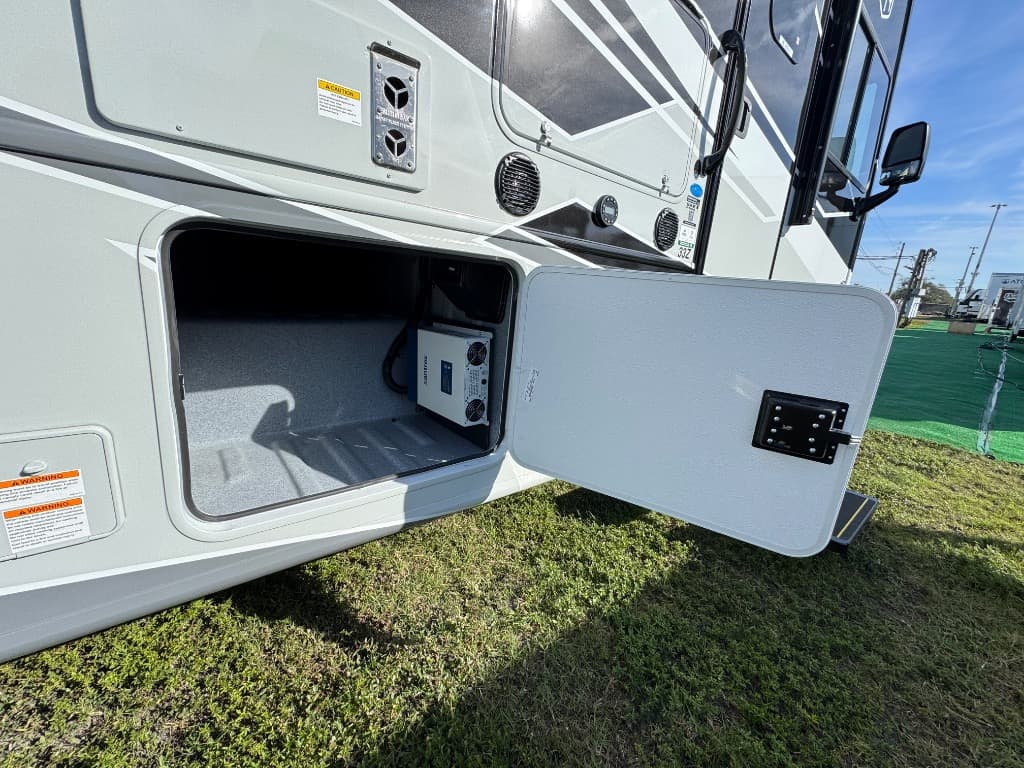 2026 Forest River 2026 Forest River FR3 - thumbnail 8