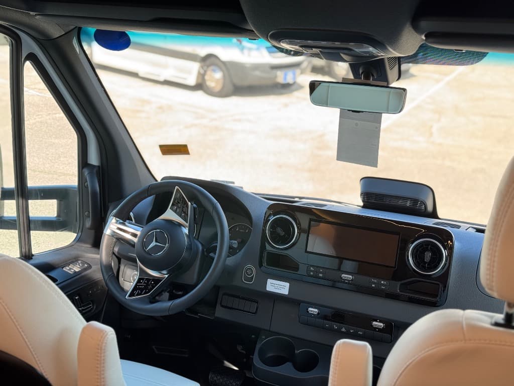 2026 Leisure Travel Vans 2026 Leisure Travel Vans Unity - thumbnail 6