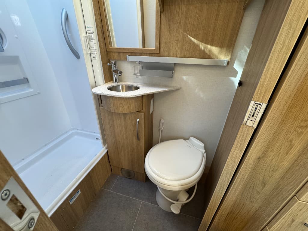 2026 Leisure Travel Vans 2026 Leisure Travel Vans Unity - thumbnail 15