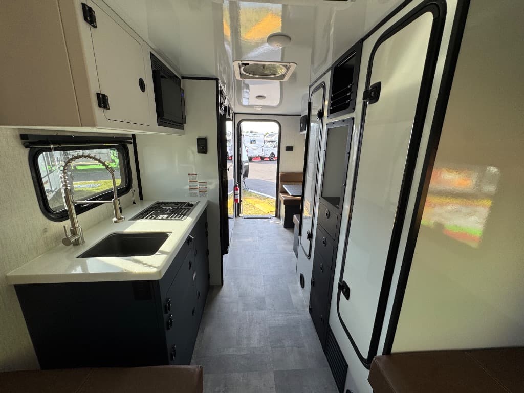 2026 Encore RV 2026 Encore RV VENŪ - thumbnail 6