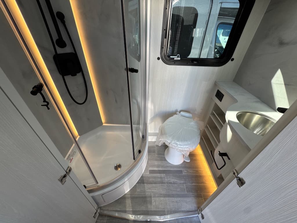 2026 Pleasure-Way 2026 Pleasure-Way Plateau - thumbnail 17