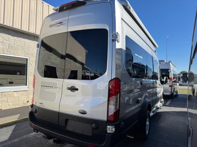 2026 Pleasure-Way 2026 Pleasure-Way Ontour - thumbnail 5