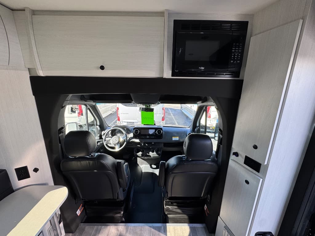 2026 Pleasure-Way 2026 Pleasure-Way Plateau - thumbnail 17