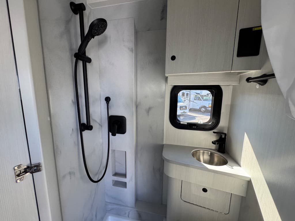 2026 Pleasure-Way 2026 Pleasure-Way Plateau - thumbnail 20