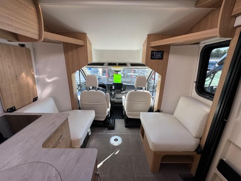 2026 Leisure Travel Vans 2026 Leisure Travel Vans Wonder - thumbnail 6