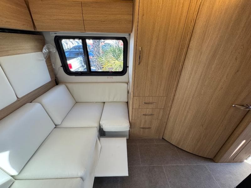 2026 Leisure Travel Vans 2026 Leisure Travel Vans Wonder - thumbnail 17