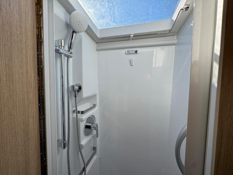 2026 Leisure Travel Vans 2026 Leisure Travel Vans Wonder - thumbnail 19