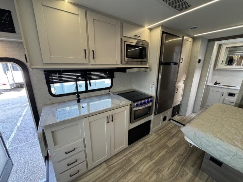 2026 Gulf Stream 2026 Gulf Stream Conquest - thumbnail 11