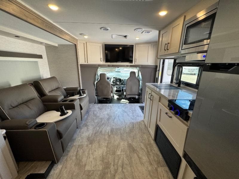 2026 Gulf Stream 2026 Gulf Stream BT Cruiser - thumbnail 8