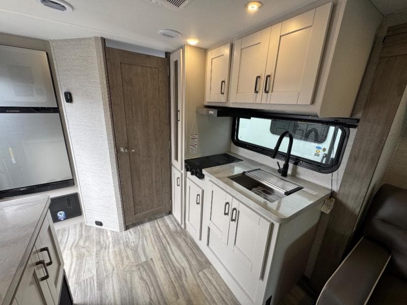 2026 Gulf Stream 2026 Gulf Stream BT Cruiser - thumbnail 12