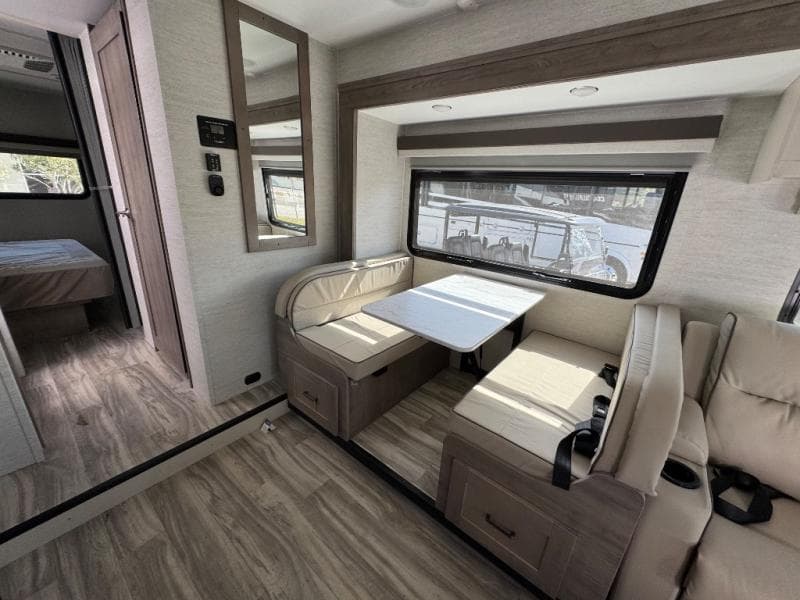 2026 Gulf Stream 2026 Gulf Stream Conquest - thumbnail 16