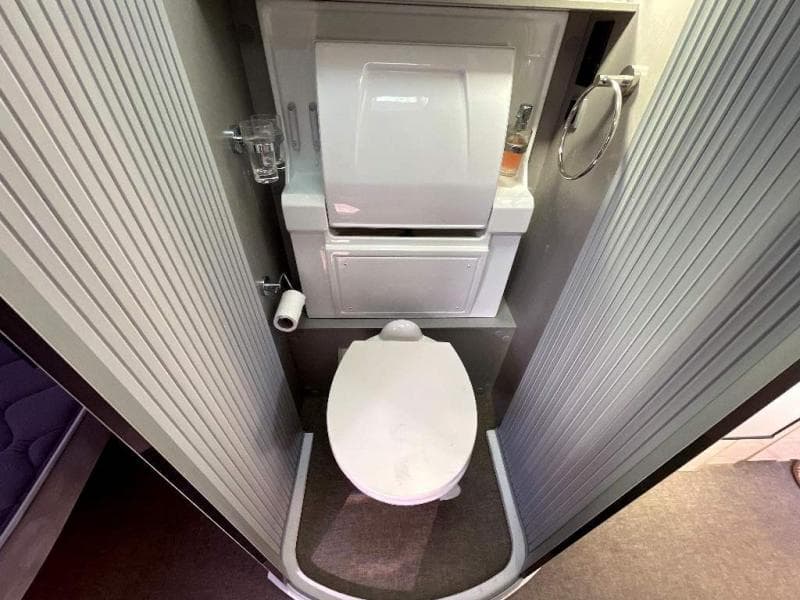 2020 nuCamp 2020 nuCamp AVIA - thumbnail 16