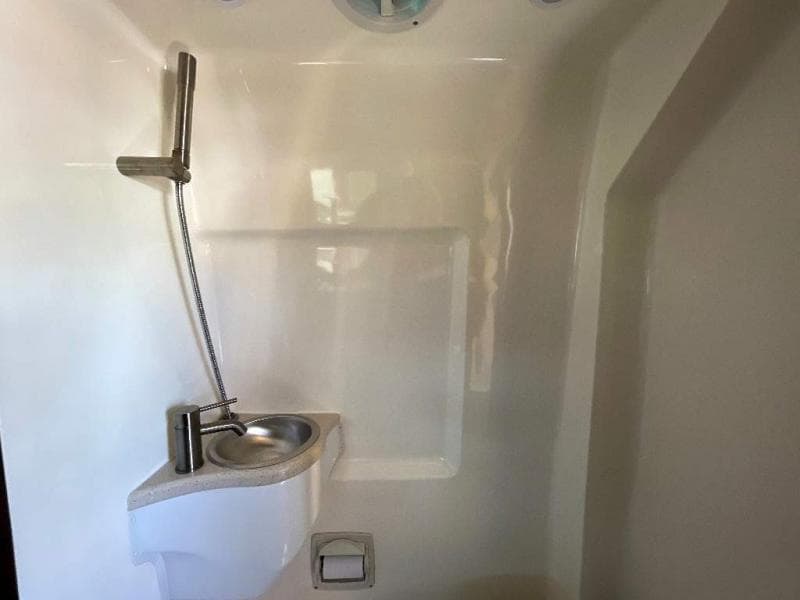 2019 Midwest Automotive Designs 2019 Midwest Automotive Designs Passage - thumbnail 20