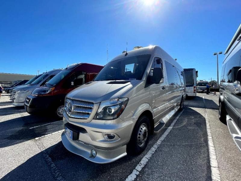 2019 Midwest Automotive Designs 2019 Midwest Automotive Designs Passage - thumbnail 4