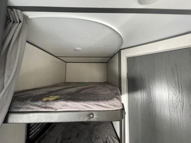 2022 Dutchmen 2022 Dutchmen Aspen Trail - thumbnail 17