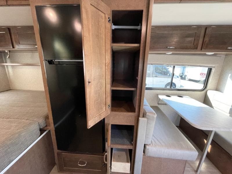 2020 Winnebago 2020 Winnebago Vita - thumbnail 34