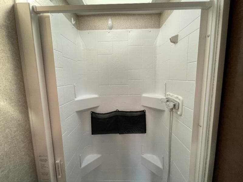 2020 Winnebago 2020 Winnebago Vita - thumbnail 38