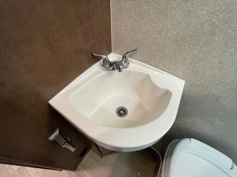 2020 Winnebago 2020 Winnebago Vita - thumbnail 43