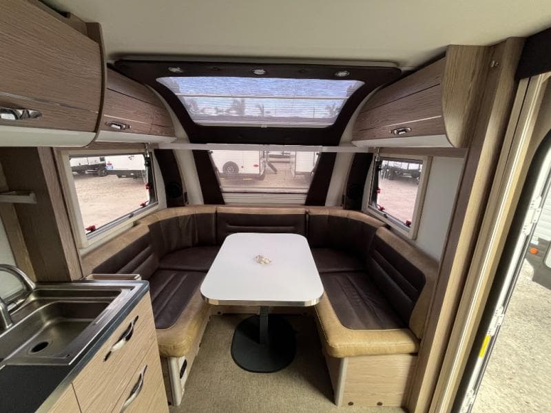 2020 nuCamp 2020 nuCamp AVIA - thumbnail 18