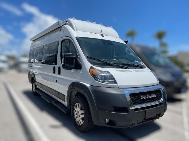 2023 Thor Motor Coach Sequence 20J