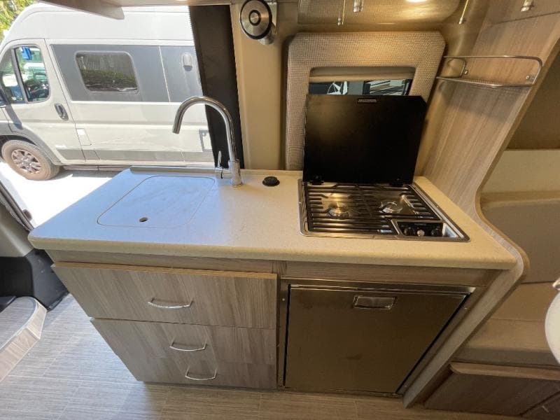 2023 Thor Motor Coach 2023 Thor Motor Coach Sequence - thumbnail 11