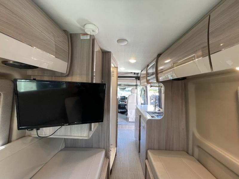 2023 Thor Motor Coach 2023 Thor Motor Coach Sequence - thumbnail 13