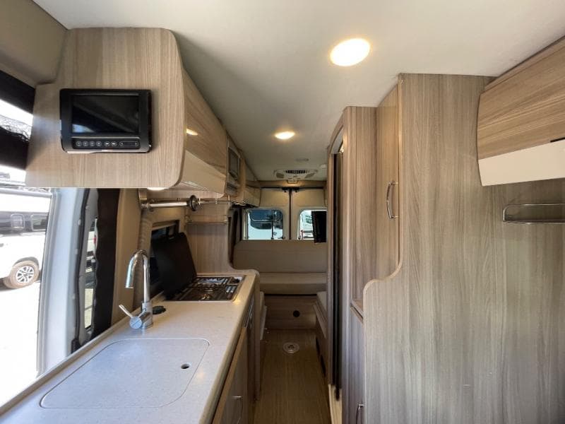 2023 Thor Motor Coach 2023 Thor Motor Coach Sequence - thumbnail 9