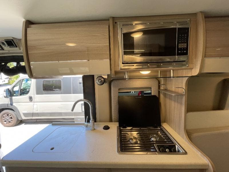 2023 Thor Motor Coach 2023 Thor Motor Coach Sequence - thumbnail 10