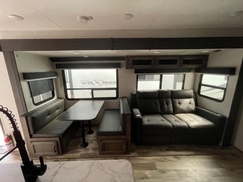 2024 Venture RV 2024 Venture RV SportTrek - thumbnail 19