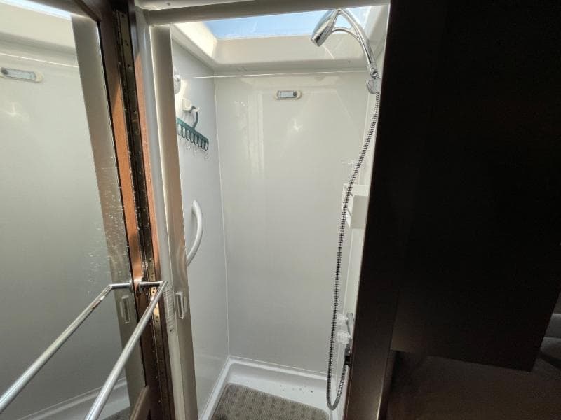 2018 Leisure Travel Vans 2018 Leisure Travel Vans Unity - thumbnail 19