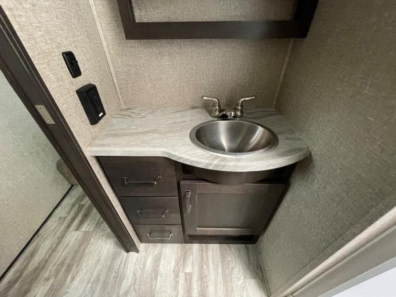 2020 Grand Design 2020 Grand Design Reflection 150 Series - thumbnail 28