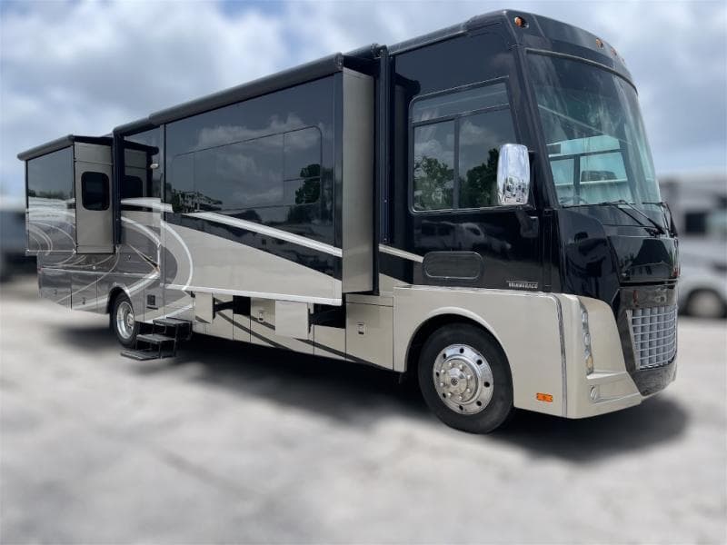2017 Winnebago Adventurer 37F