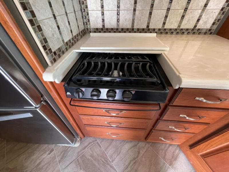 2017 Winnebago 2017 Winnebago Adventurer - thumbnail 24