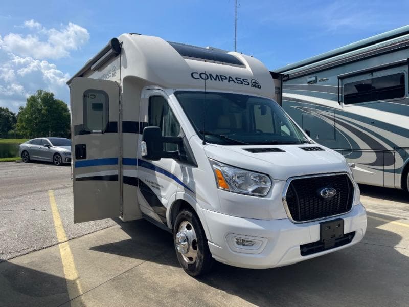 2022 Thor Motor Coach Compass 23TW