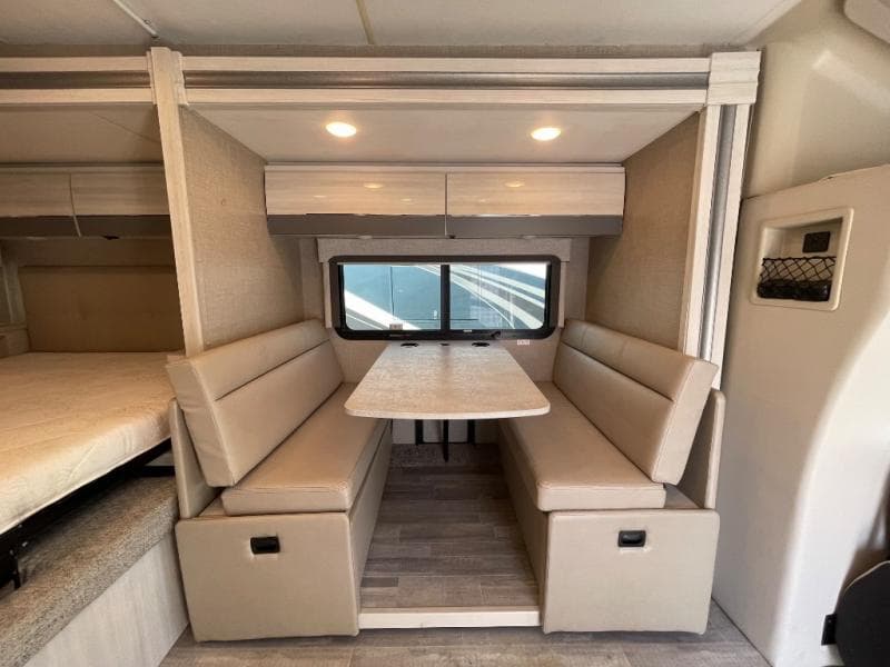 2022 Thor Motor Coach 2022 Thor Motor Coach Compass - thumbnail 9
