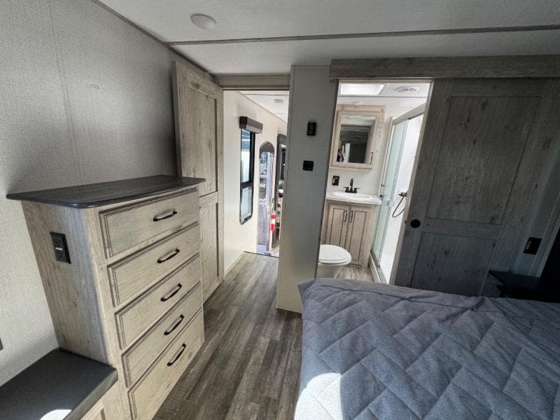 2023 Keystone RV 2023 Keystone RV Avalanche - thumbnail 26