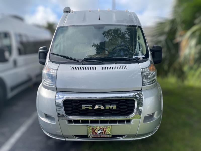 2020 Midwest Automotive Designs 2020 Midwest Automotive Designs Legend - thumbnail 3