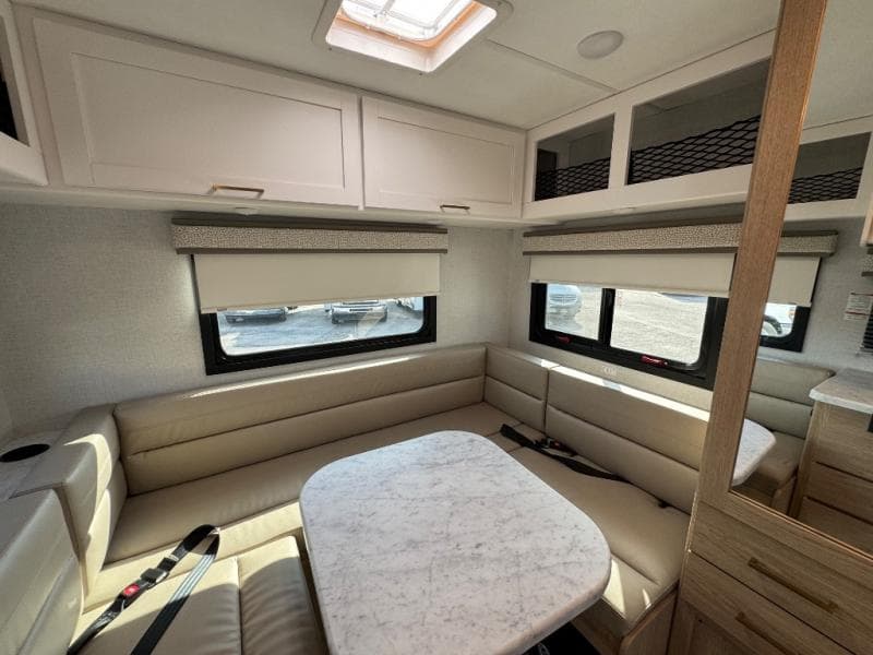 2026 Thor Motor Coach 2026 Thor Motor Coach Chateau - thumbnail 10