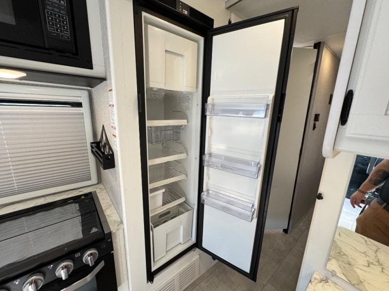 2022 Coachmen 2022 Coachmen Prism - thumbnail 17