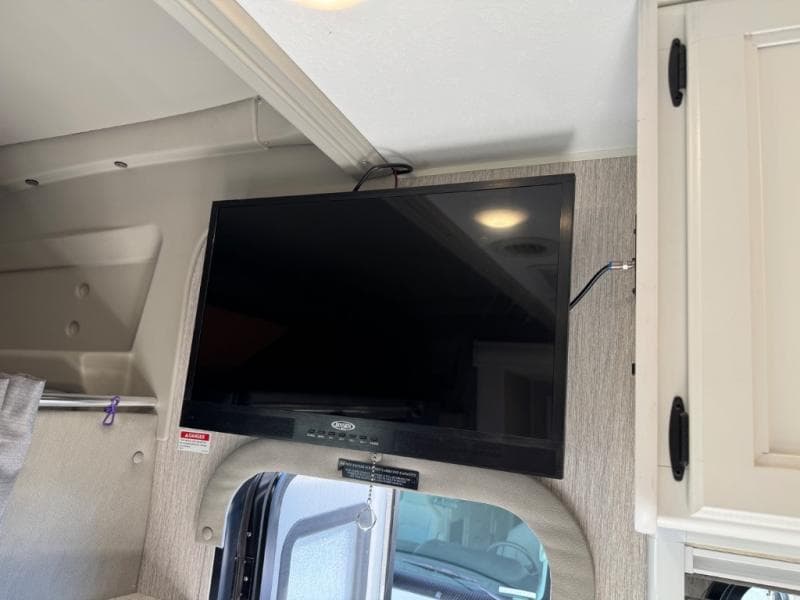 2022 Coachmen 2022 Coachmen Prism - thumbnail 18