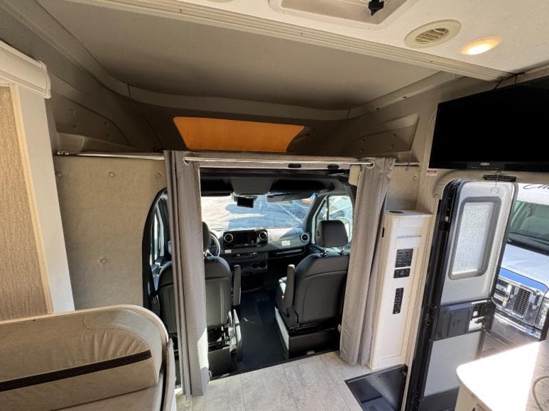 2022 Coachmen 2022 Coachmen Prism - thumbnail 24