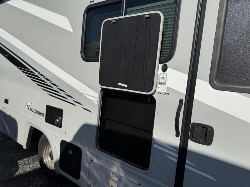 2022 Coachmen 2022 Coachmen Prism - thumbnail 5