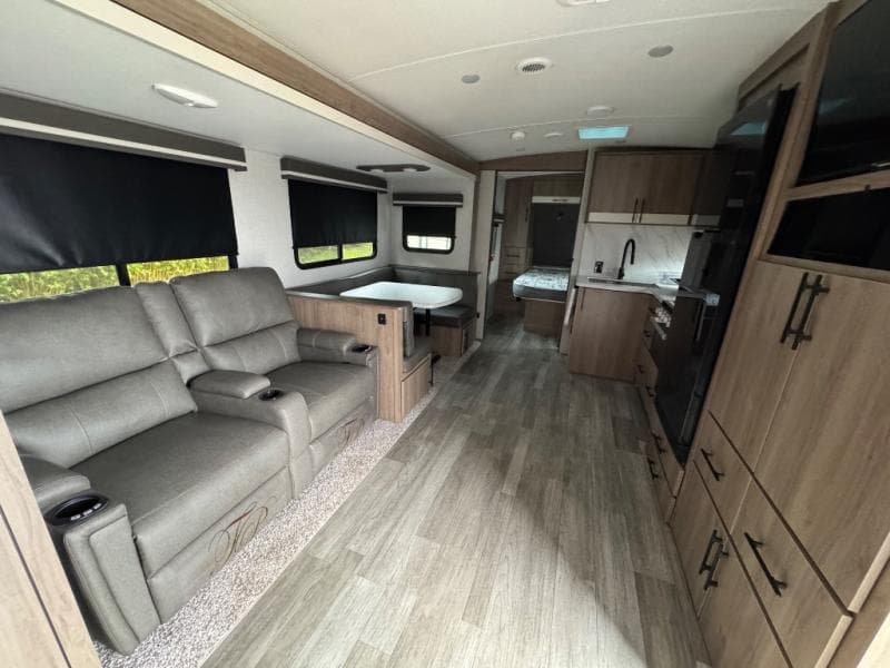 2023 Grand Design 2023 Grand Design Imagine - thumbnail 6