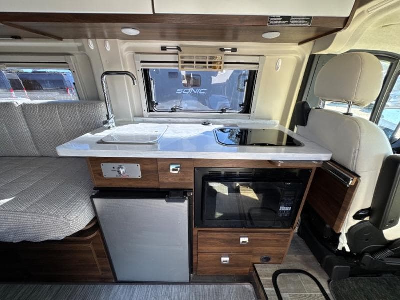 2024 Winnebago 2024 Winnebago Travato - thumbnail 14