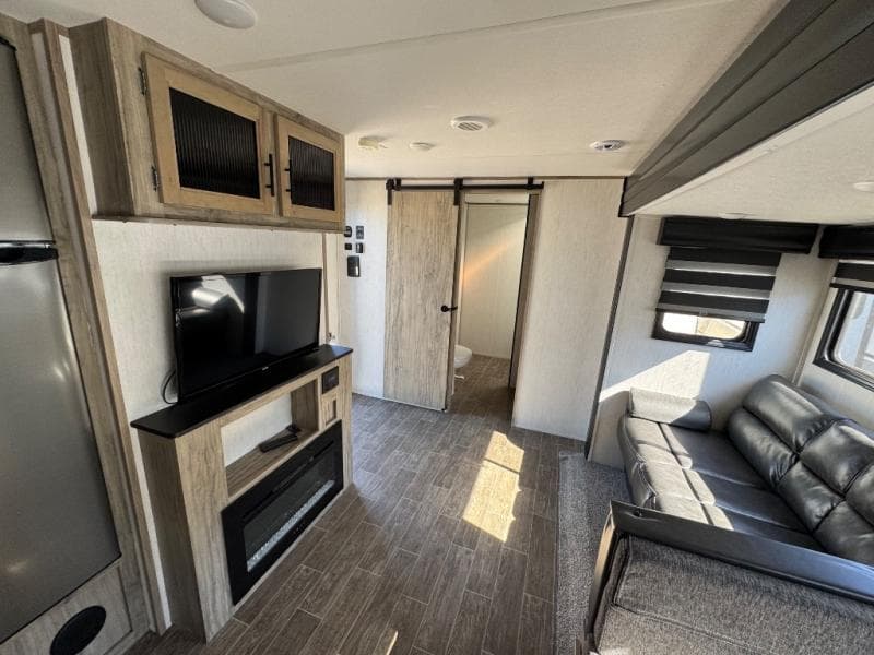 2020 Cherokee Alpha Wolf 2020 Cherokee Alpha Wolf ALPHA WOLF - thumbnail 16