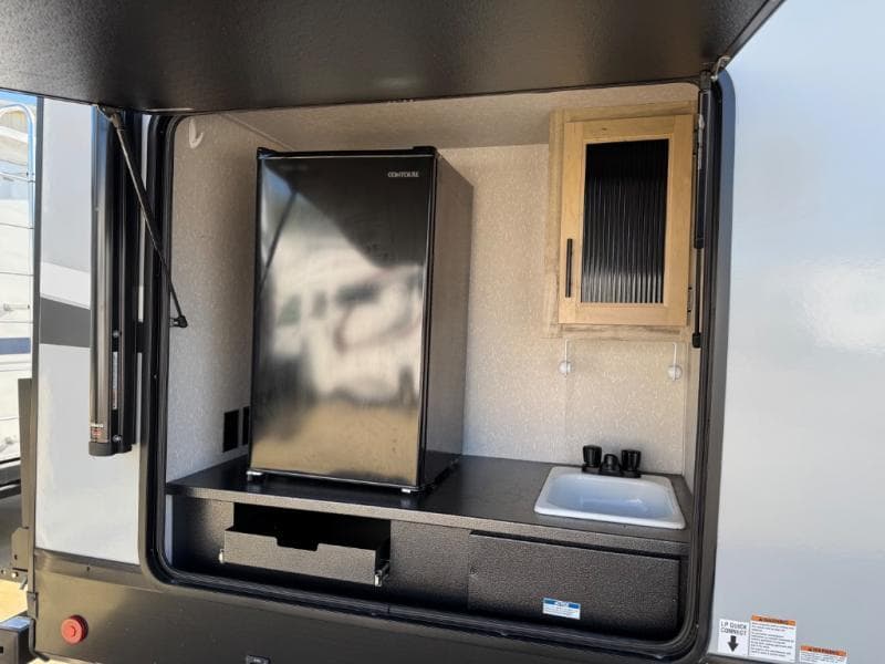 2020 Cherokee Alpha Wolf 2020 Cherokee Alpha Wolf ALPHA WOLF - thumbnail 4